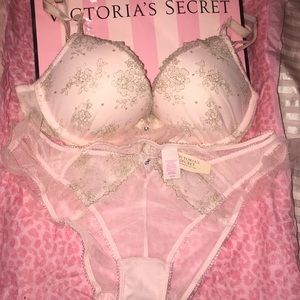 VS PUSH-UP BRA SET 32C